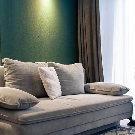 Modern Living Apartment - 3-Zimmer - Nuernberg Nord, Ruhige Seitenstrasse, Fusslaeufig Strassenbahn Екстериор снимка